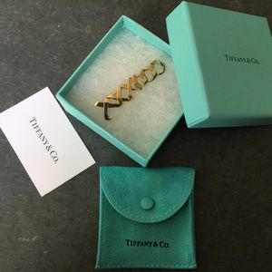 Tiffany & Co. 18K yellow gold Brooch